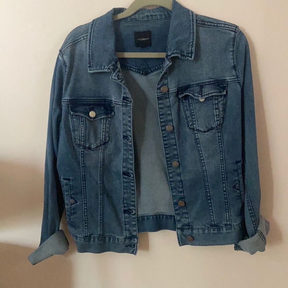 LIVERPOOL JEAN JACKET - MEDIUM